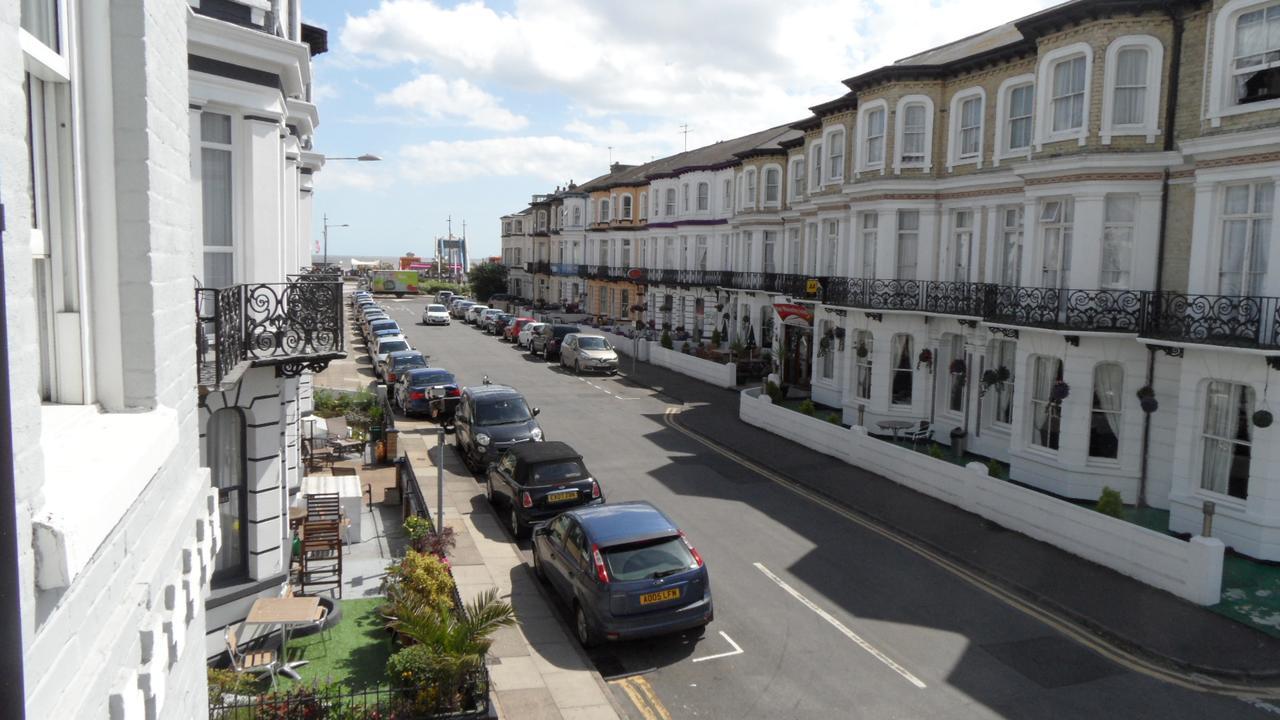 Seamore Guest House Great Yarmouth Exteriör bild
